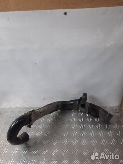 Патрубок интеркулера Citroen Xsara Picasso 2.0 RHY