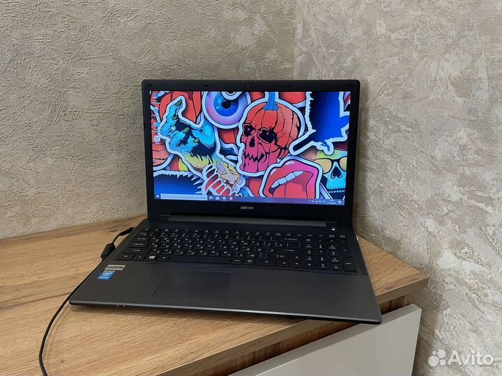 Ноутбук dexp SSD 4ядра