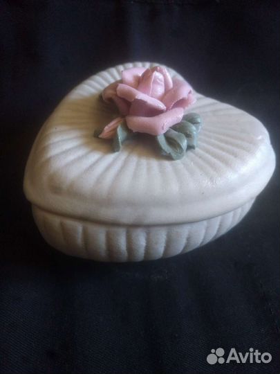 Шкатулка керамическая