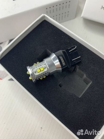 Светодиодная лампа с обманкой бортового компьютера