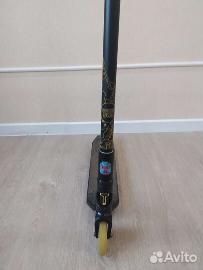 Трюковой самокат Tech Team Duker 303