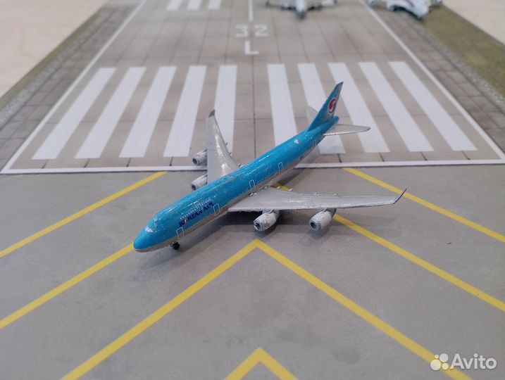 Самолёт Boeing 747 