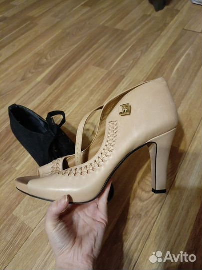 Обувь женская 40 размер