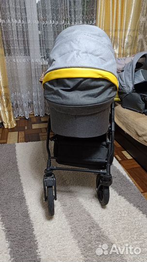 Прогулочная коляска 2 в 1 бу
