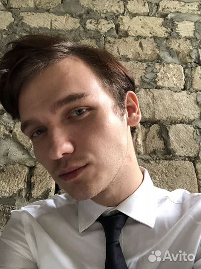 Репетитор по игре на фортепиано