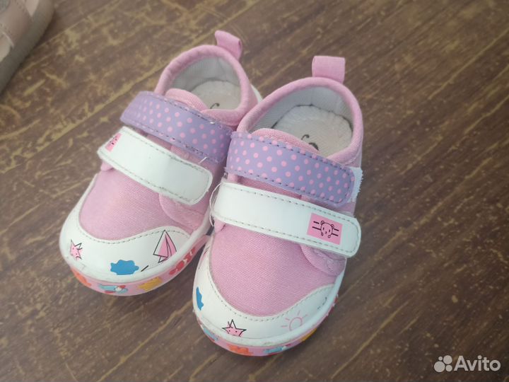 Обувь для девочки 21,22