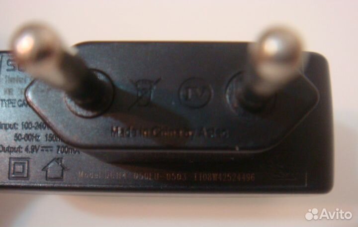 Зарядное устройство для телефона Sony Ericsson