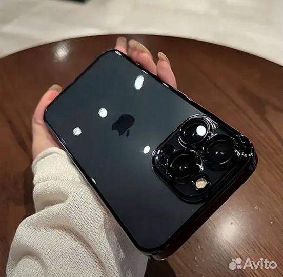 Чехлы на телефон iPhone 14 pro