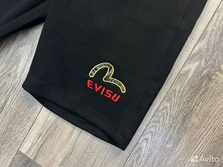 Шорты Evisu