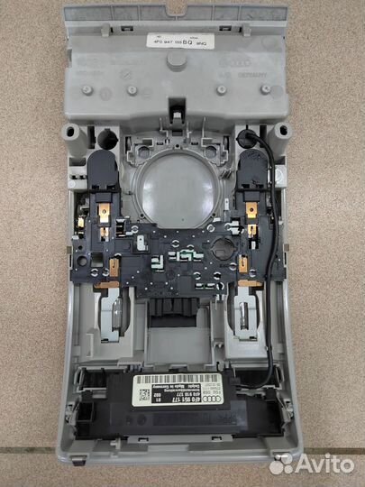 Потолочный плафон + очечник Ауди А6 С6 4F0947135BQ