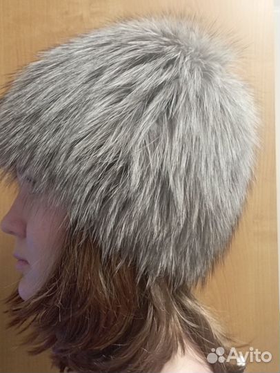 Шапка зимняя из чернобурки вязаная