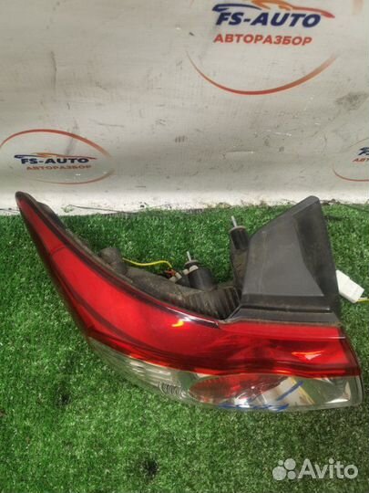 Стоп-сигнал Hyundai Santa-Fe 2 SUV 2.2 дизель D4HB