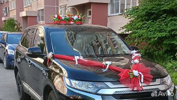 Свадебные украшения на машину аренда