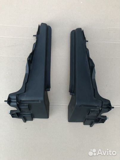 5JA867762A Держатель задней полки Skoda Rapid