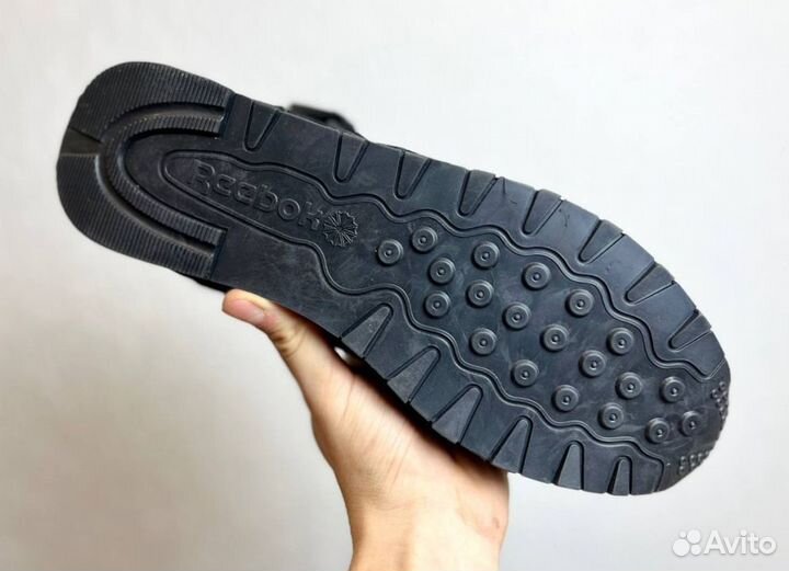 Кроссовки Reebok долговечные