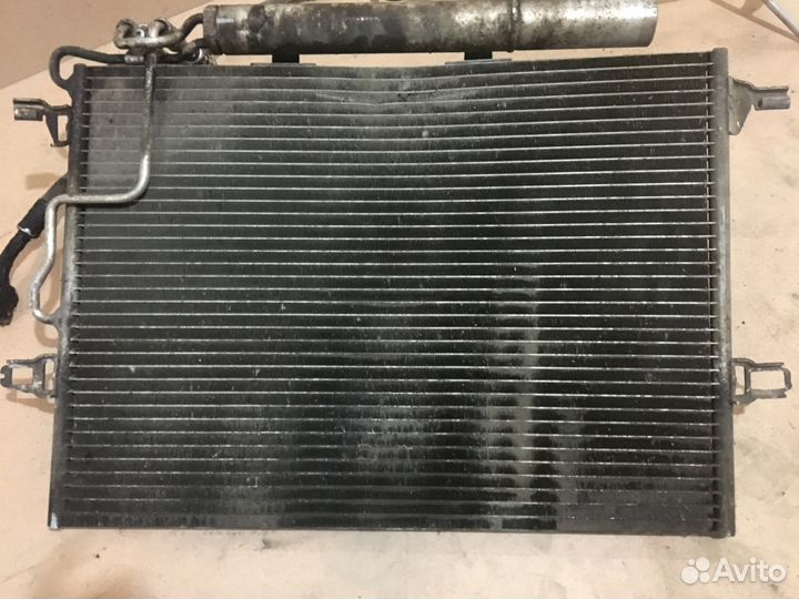 Радиатор кондиционера Mercedes E-class W211