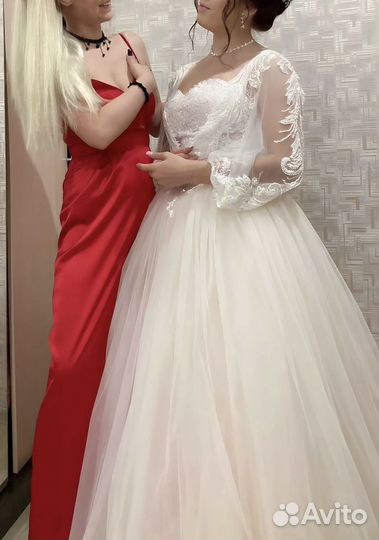 Свадебное платье