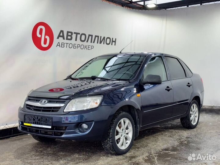 LADA Granta 1.6 AT, 2013, 170 000 км