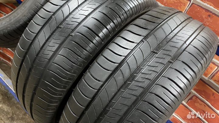 Michelin Energy Saver + 215/60 R16 95H