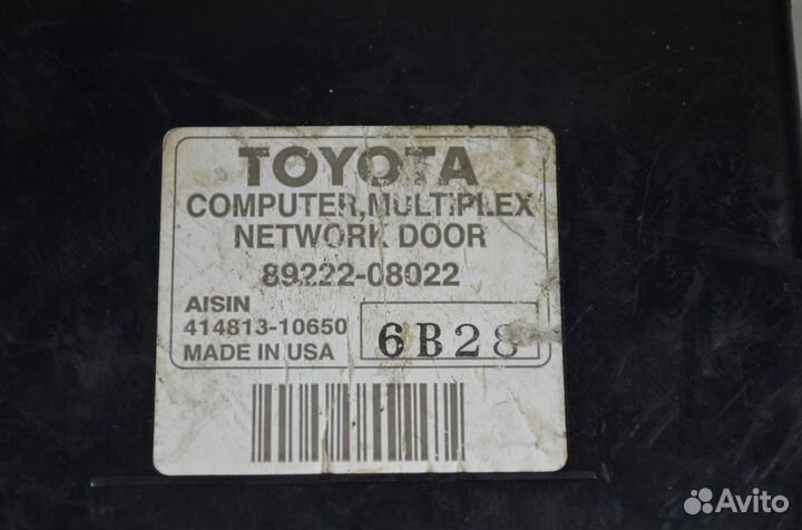 Блок управления двери задний левый Toyota Sienna