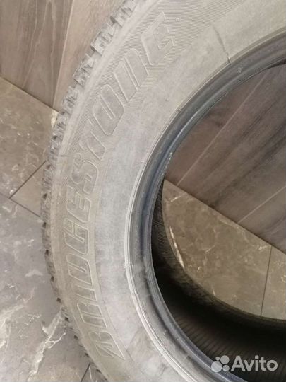 Bridgestone Ice Cruiser 7000 225/65 R17