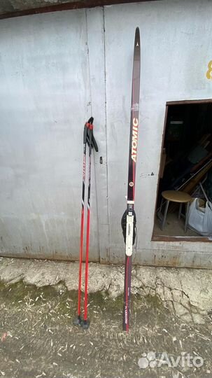 Лыжи, лыжные палки, ботинки для лыж