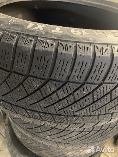 Continental ContiVikingContact 6 235/55 R19