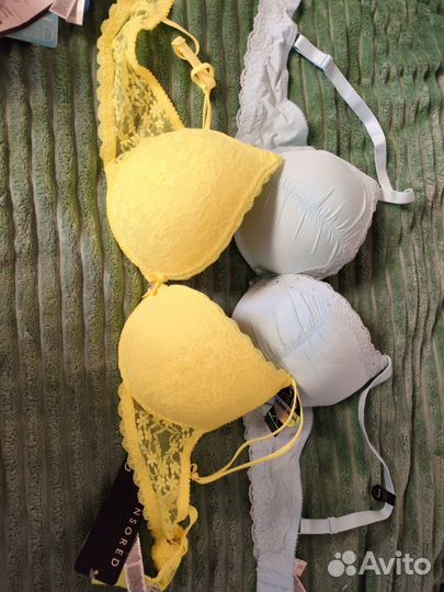 Бюстгальтера новые