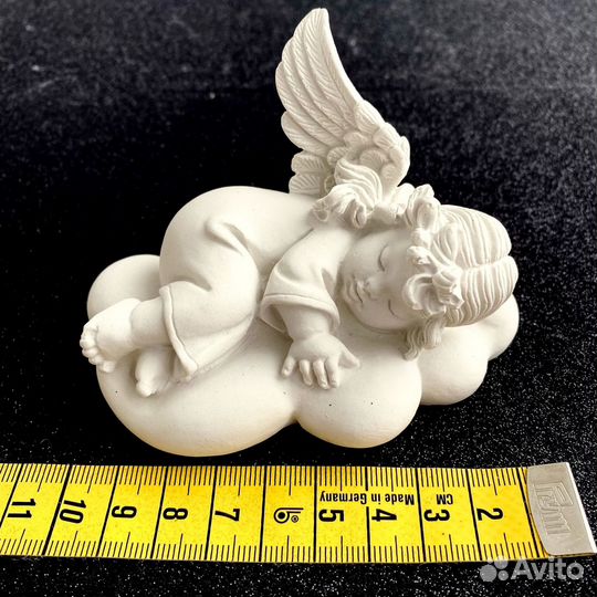 Ангел спящий на облаке.Заготовка без покраски
