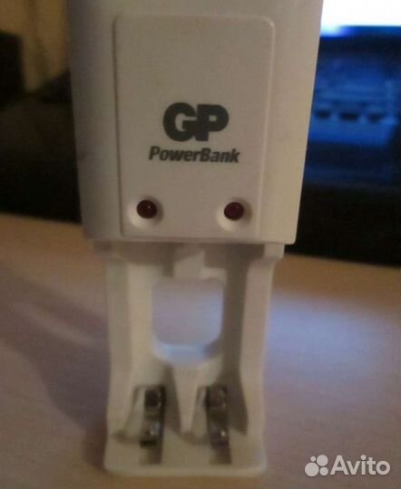 Пауэрбанк для пальчикового аккумулятора