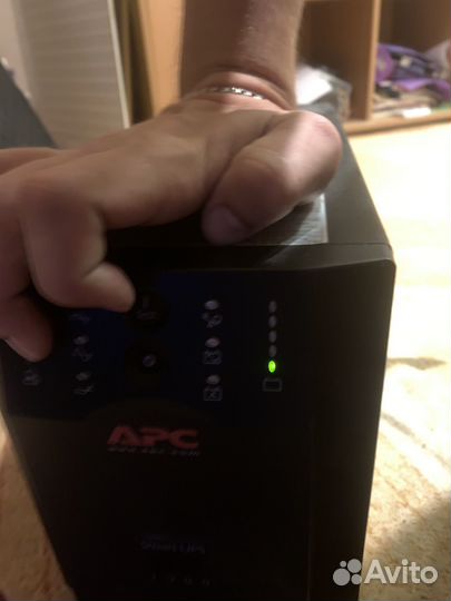 Ибп apc SMART ups 1000