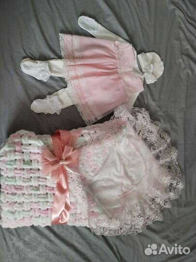 Уголок и бант на выписку