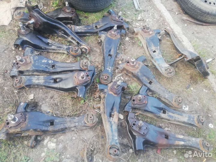 Рычаг подвески задний Митсубиси Лансер 9