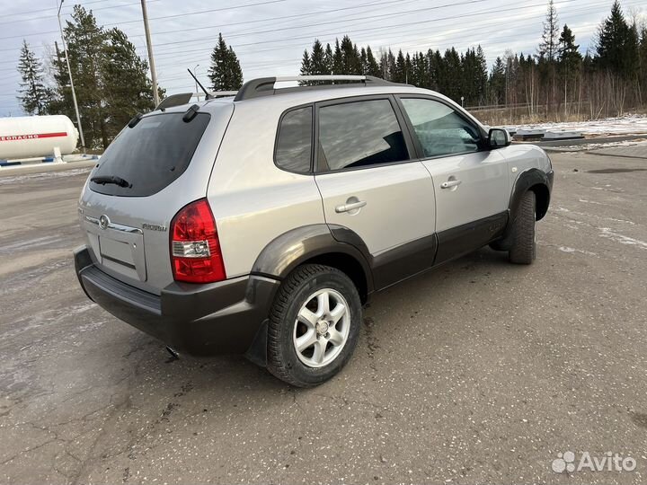 Hyundai Tucson 2.0 AT, 2005, 210 000 км