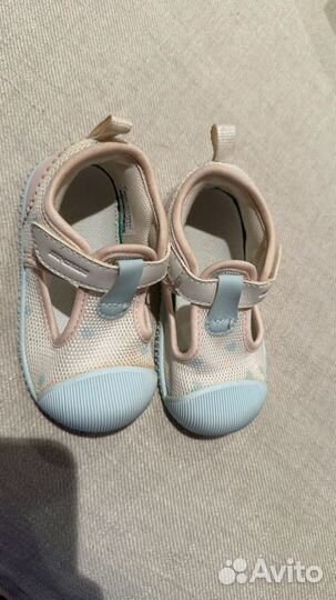 Сандалии детские 22 размер