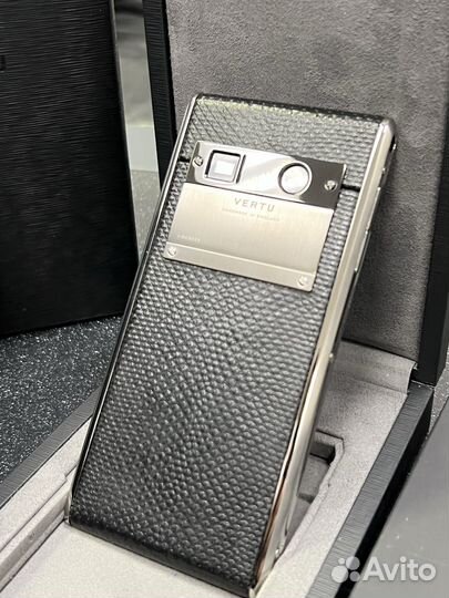 Vertu Aster Diamonds Black Alligator, 2/64 ГБ