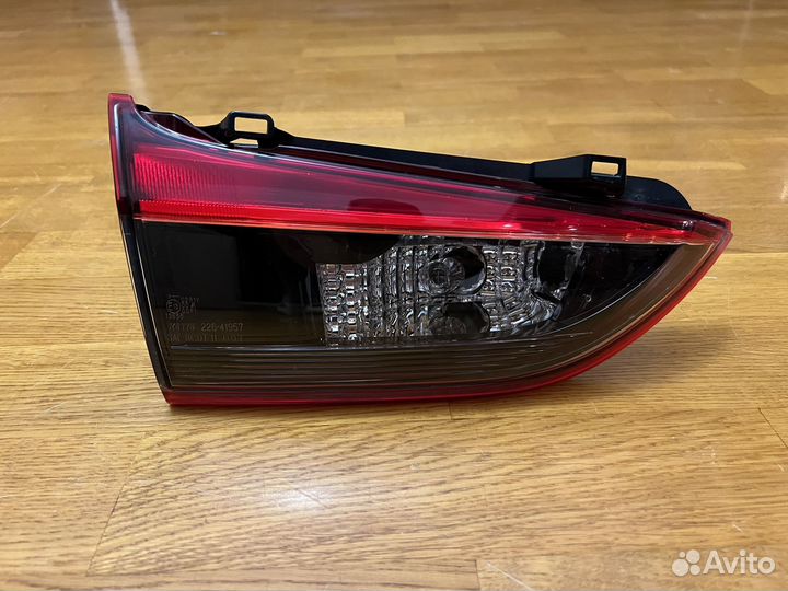 Фонарь задний левый внутренний Mazda 6 GJ