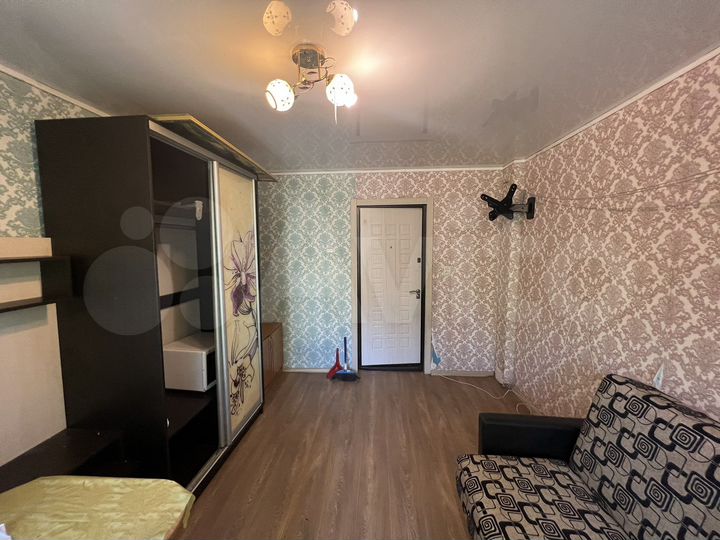 Комната 18 м² в 1-к., 4/5 эт.