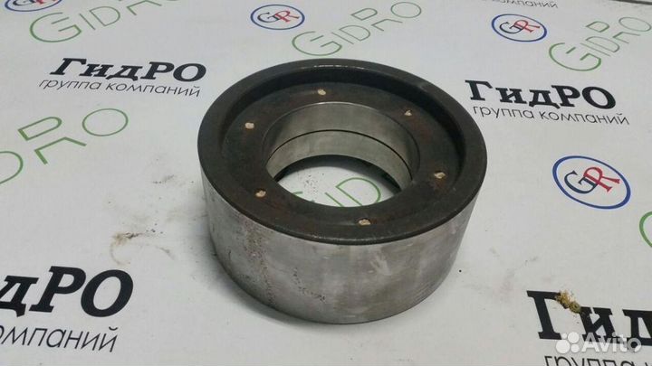 Ролик на автобетоносмеситель