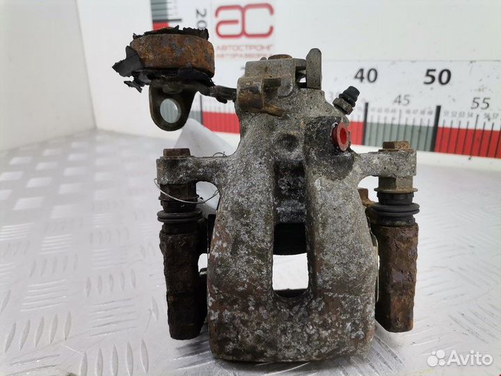 Суппорт задний правый для Opel Meriva A 93179157