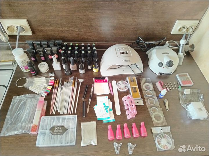 Для наращивания ногтей