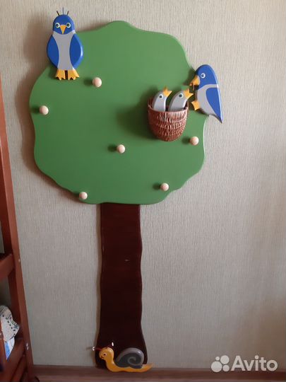 Вешалка для детской одежды