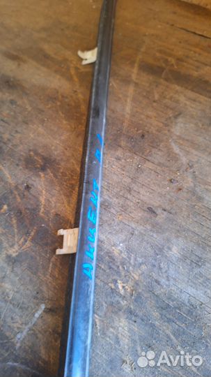 Бархотка передний левый хюндай акцент