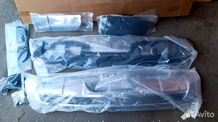 Бампер Mercedes Benz