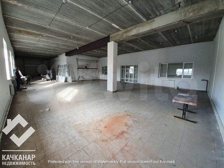 Здание, 800 м²