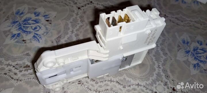 Убл (Замок) для стиральной машины