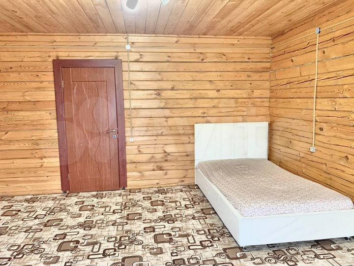 Коттедж 196,2 м² на участке 6 сот.