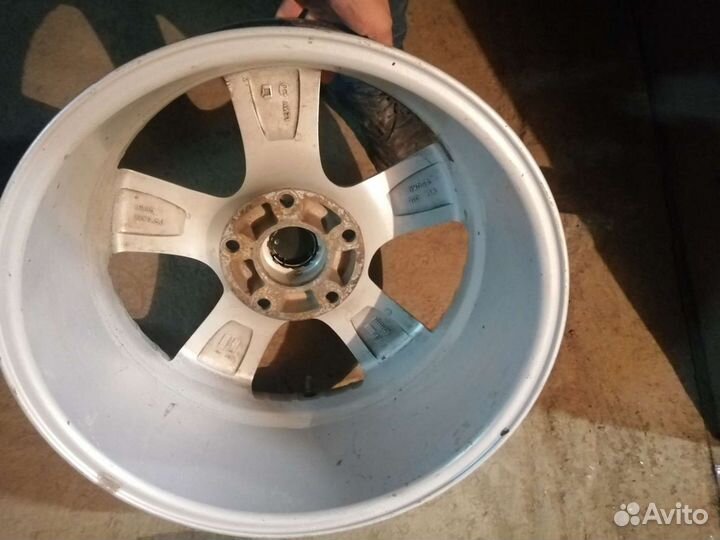 17 литые диски Volkswagen Touareg