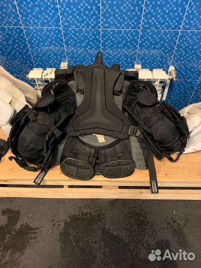 Нагрудник хоккейный вратарский bauer 2X pro. sr s