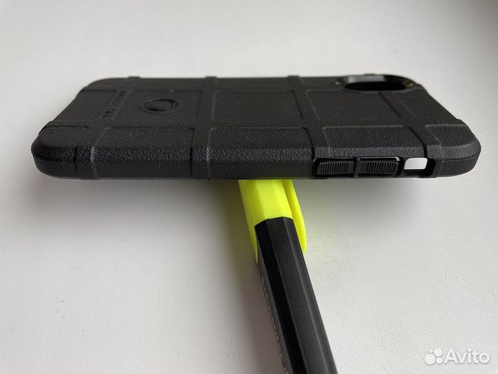 Чехол на iPhone X